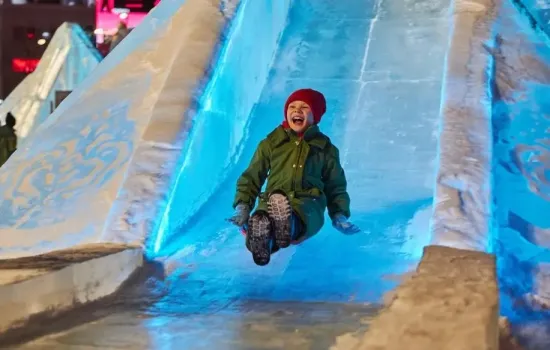 Сотни новогодних площадок и ледовых городков: как в Башкирии готовятся к праздникам